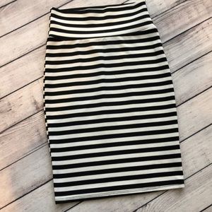 LuLaRoe Cassie